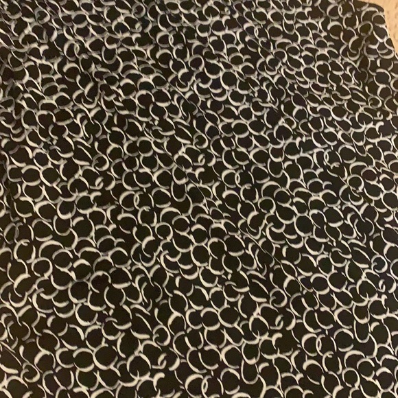 White House Black Market sleeveless top size small - Picture 6 of 6